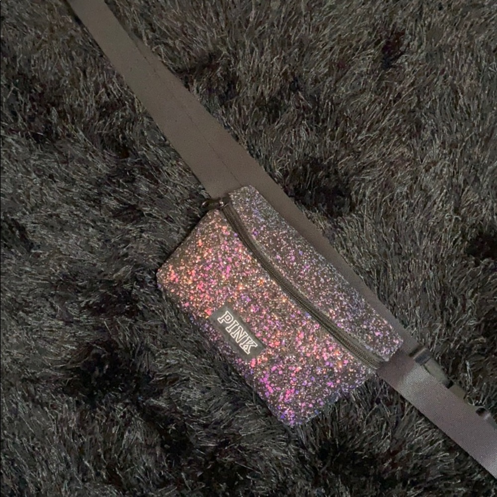 PINK sparkly fanny pack 💕